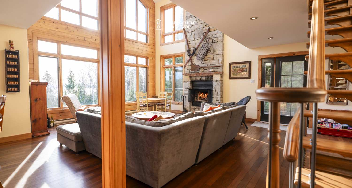 APO-1 - Perfect alliance between rustic and contemporary